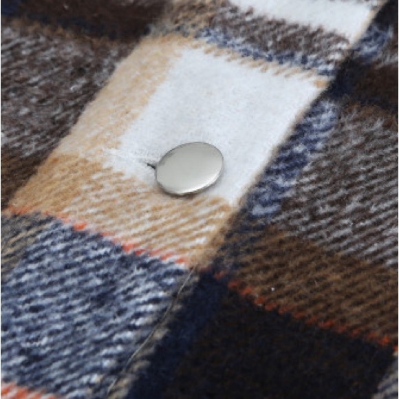 NWT! The Perfect Geometric Plaid Plaid Pocketed Shacket! Sooo cute! 🤩 - Picture 12 of 12